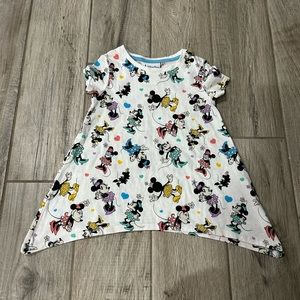 Minnie Mouse shirt
